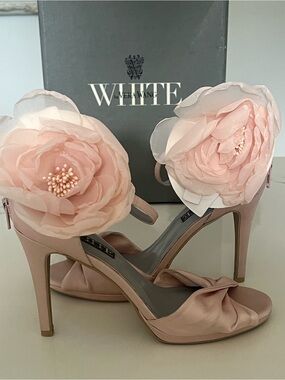 Vera Wang Satin Blush Heel w/ Chiffon Floral Appliqué